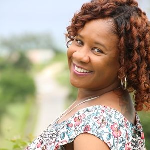 Meet your Posher, Beverly